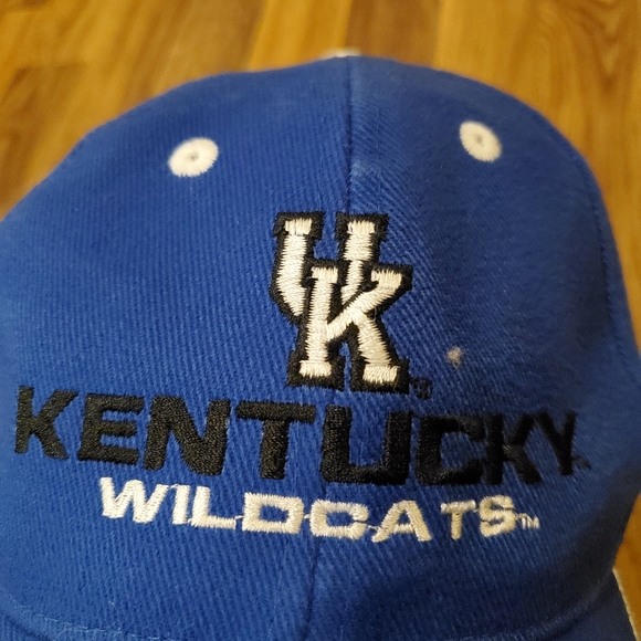 UK 💙 Wildcats CA Ball Cap. OSFM - Picture 11 of 11